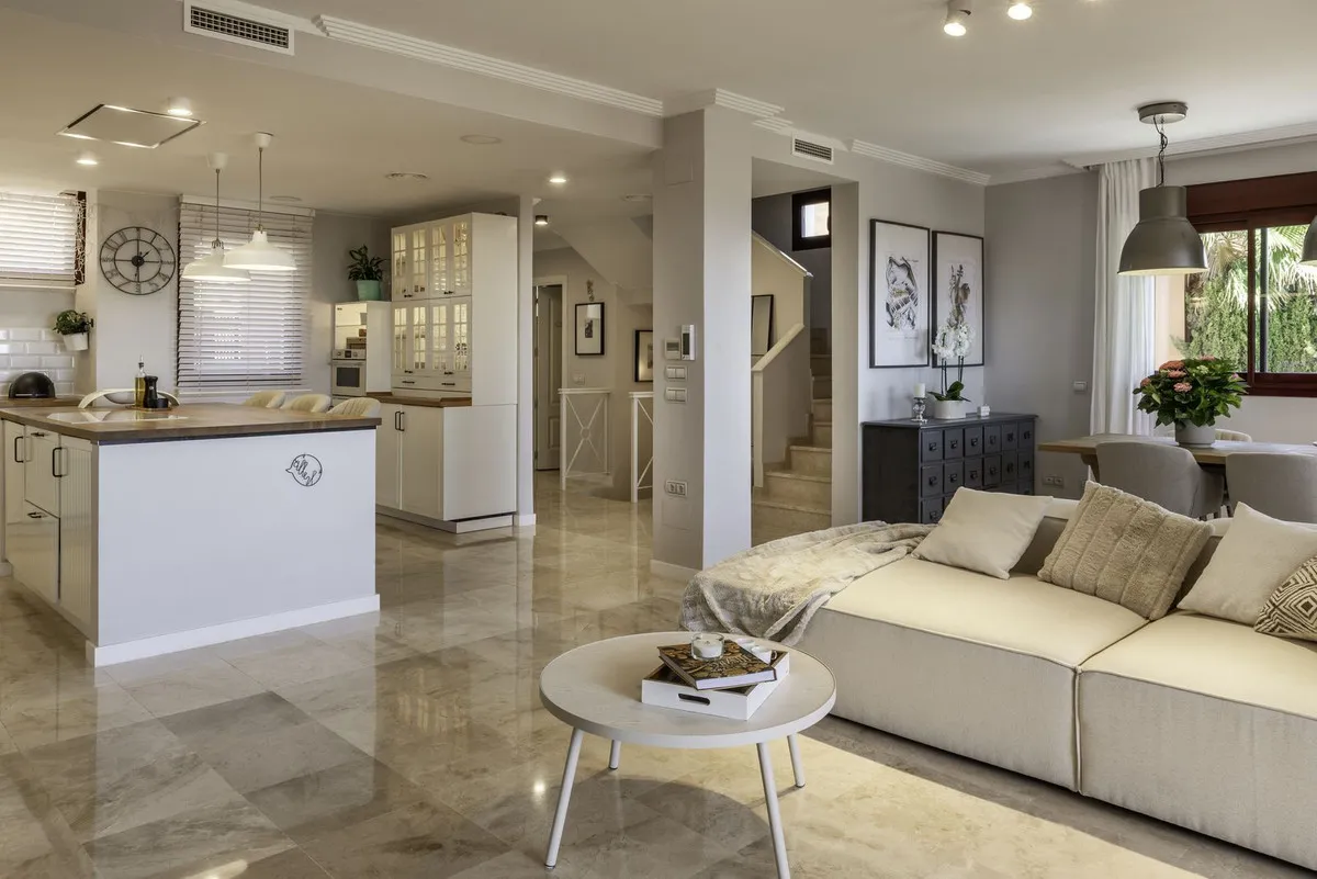 679b791c-e06c-440b-8f14-69e557d601ab