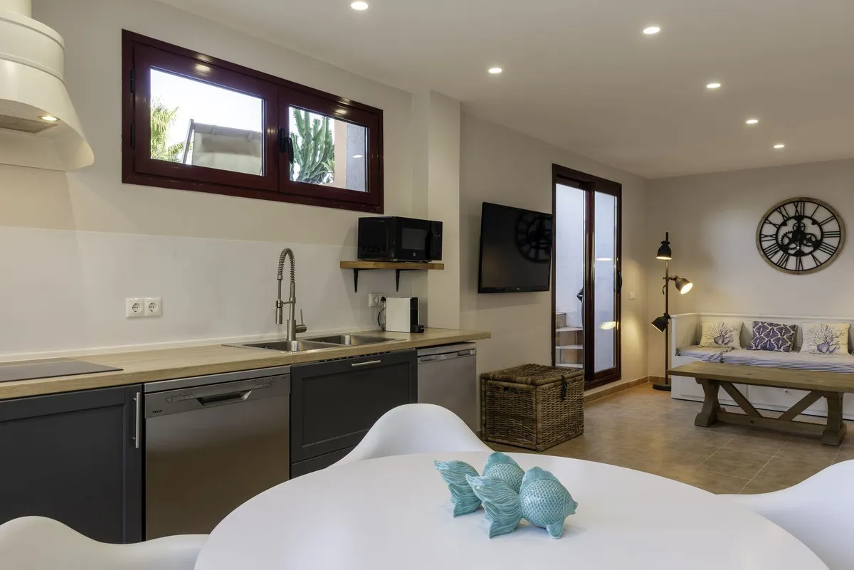 6931b9d6-1cc9-4991-9a30-9f84105cdeb2