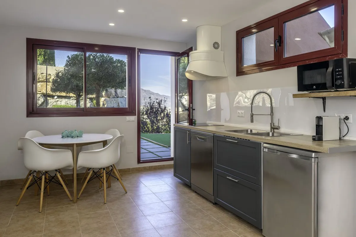 70828f23-1293-458d-b6ad-7c5f7d1f3952