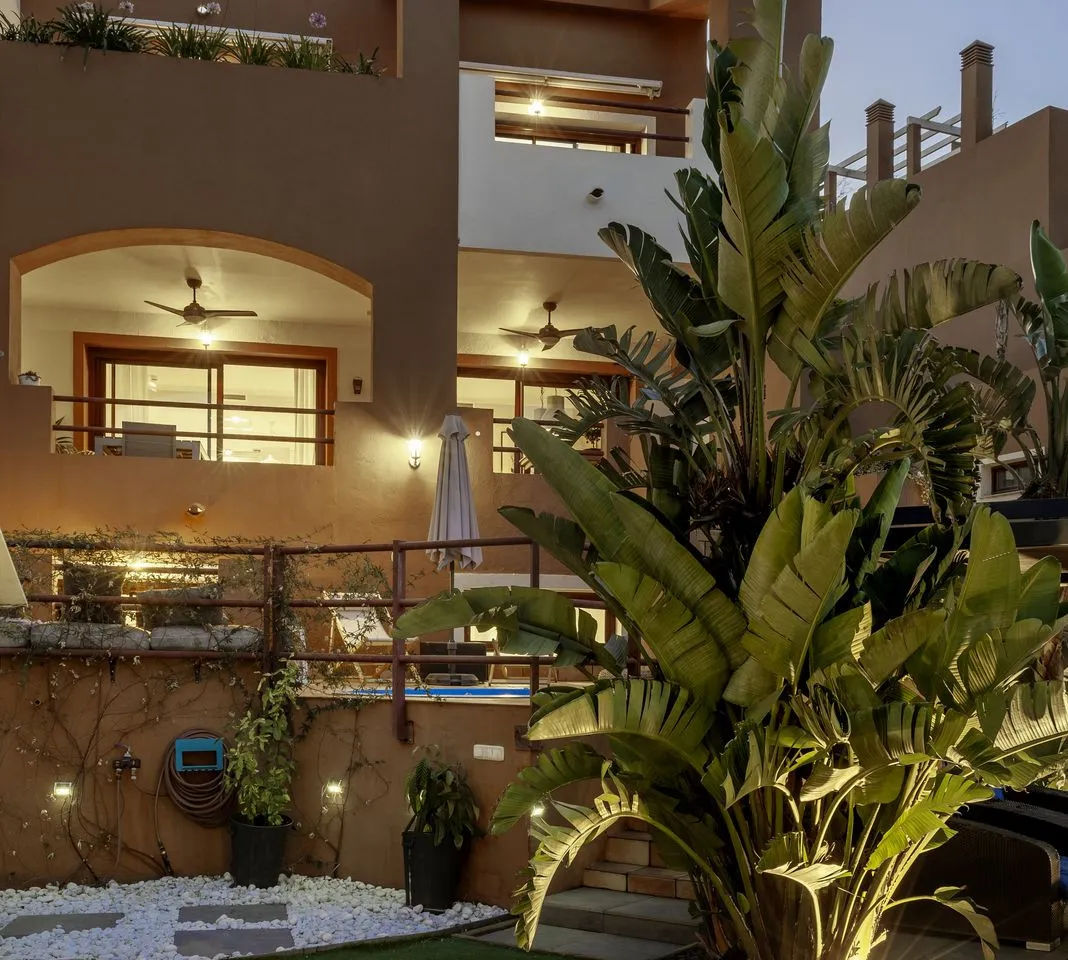 abdbf207-570a-4a38-92a9-17c6733bdb13