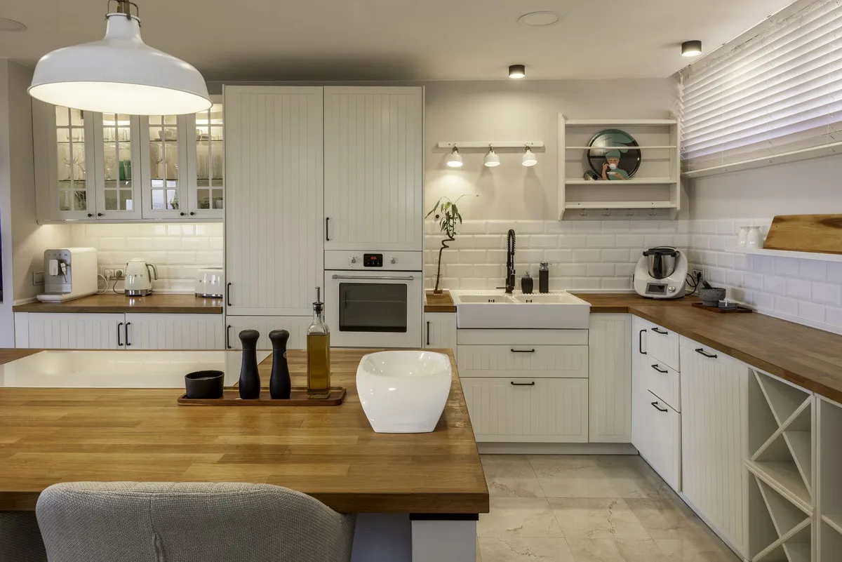 b03f2ffd-ab98-457d-920c-2de352a68cd3