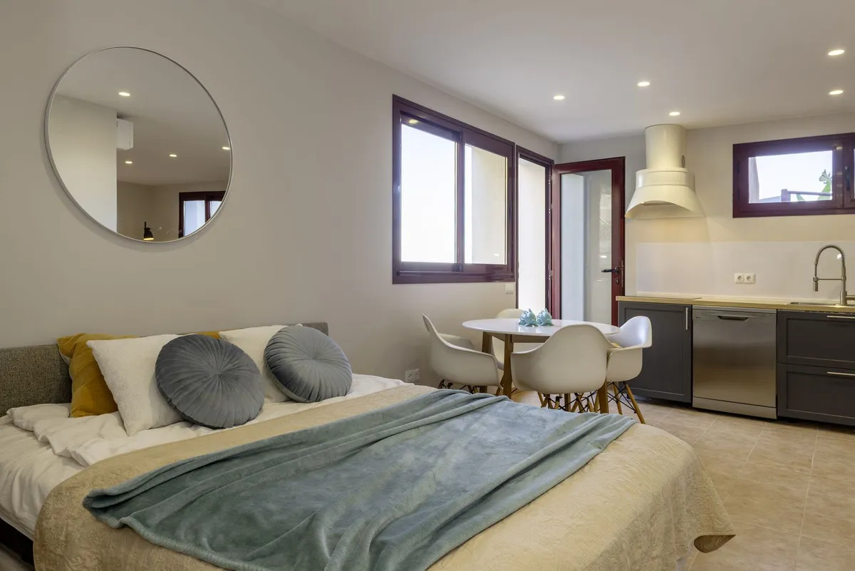 bf83f054-cf83-4347-9e2a-8d24248f6352