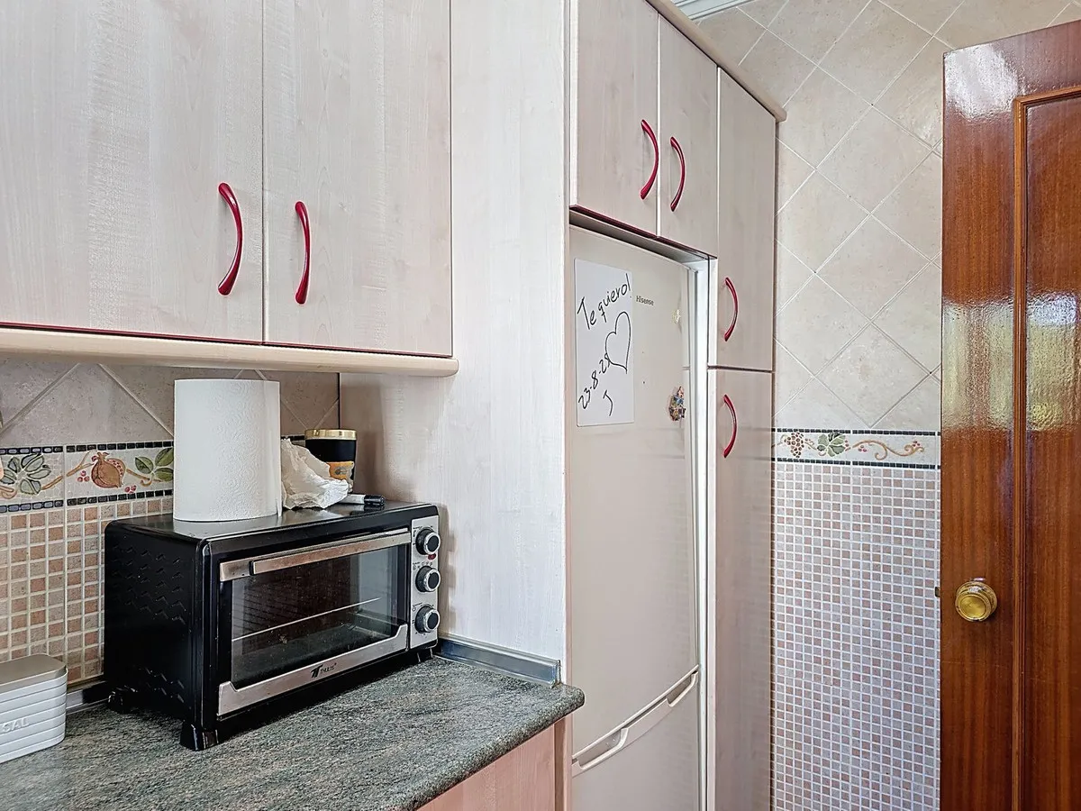 0bb97556-64c1-49b2-b0d2-16d186241c86