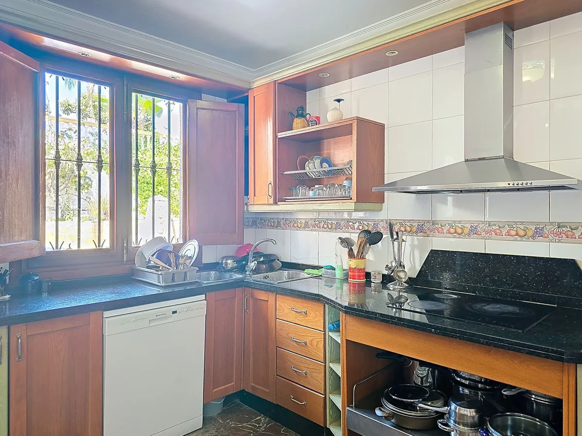 0c09540c-c28f-451a-a910-be772b39f9a4