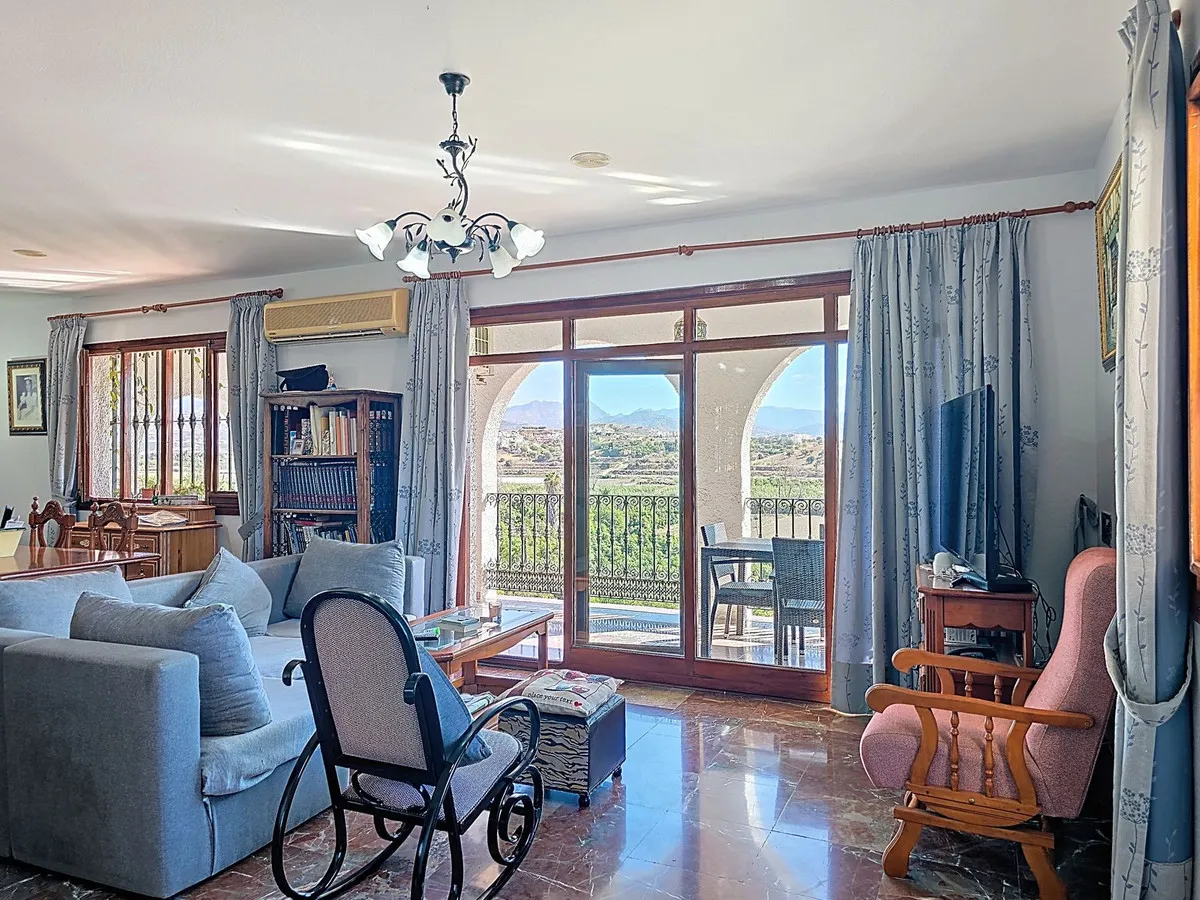 756474df-82a8-4892-a04e-7db6cfe9e69d