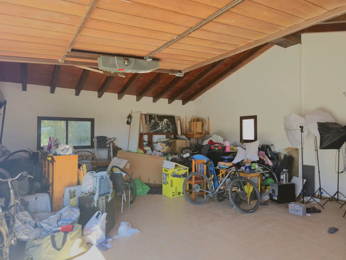 f2ed5e9a-06ae-41e5-9162-acb74e90baf2