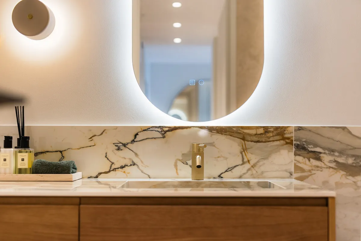 5481e3c1-0a30-4a3e-ac3d-c82fbb3a0a3c