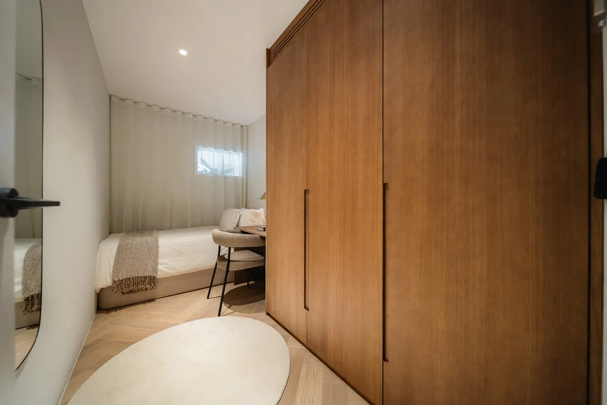 604d6d6b-2b9f-4fe4-8892-733b2e9ed7de