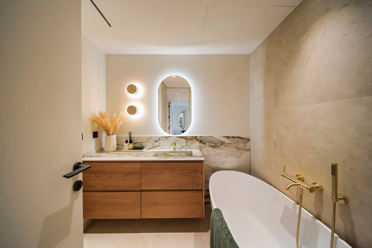 85b13aba-383d-46f1-9cba-544aeb6ca58e