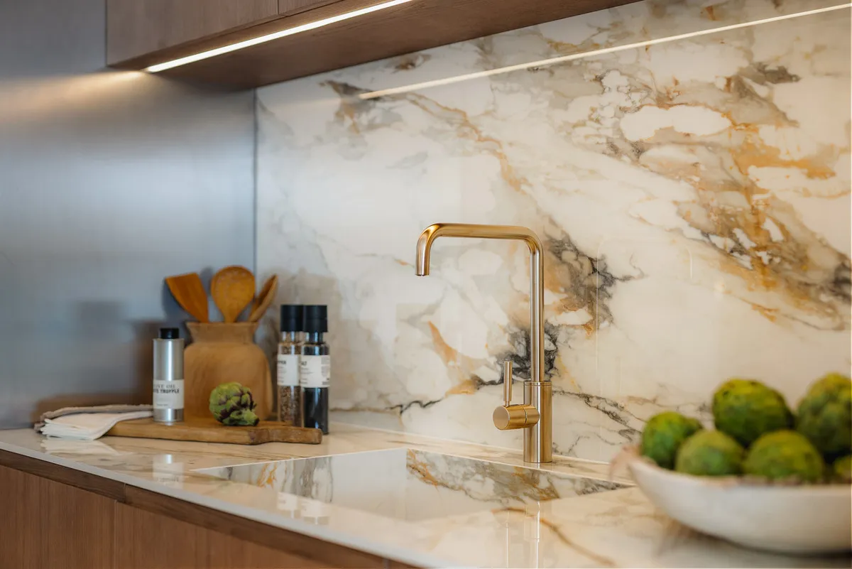 9df88749-fb69-46ae-8585-ef44b7a638c3