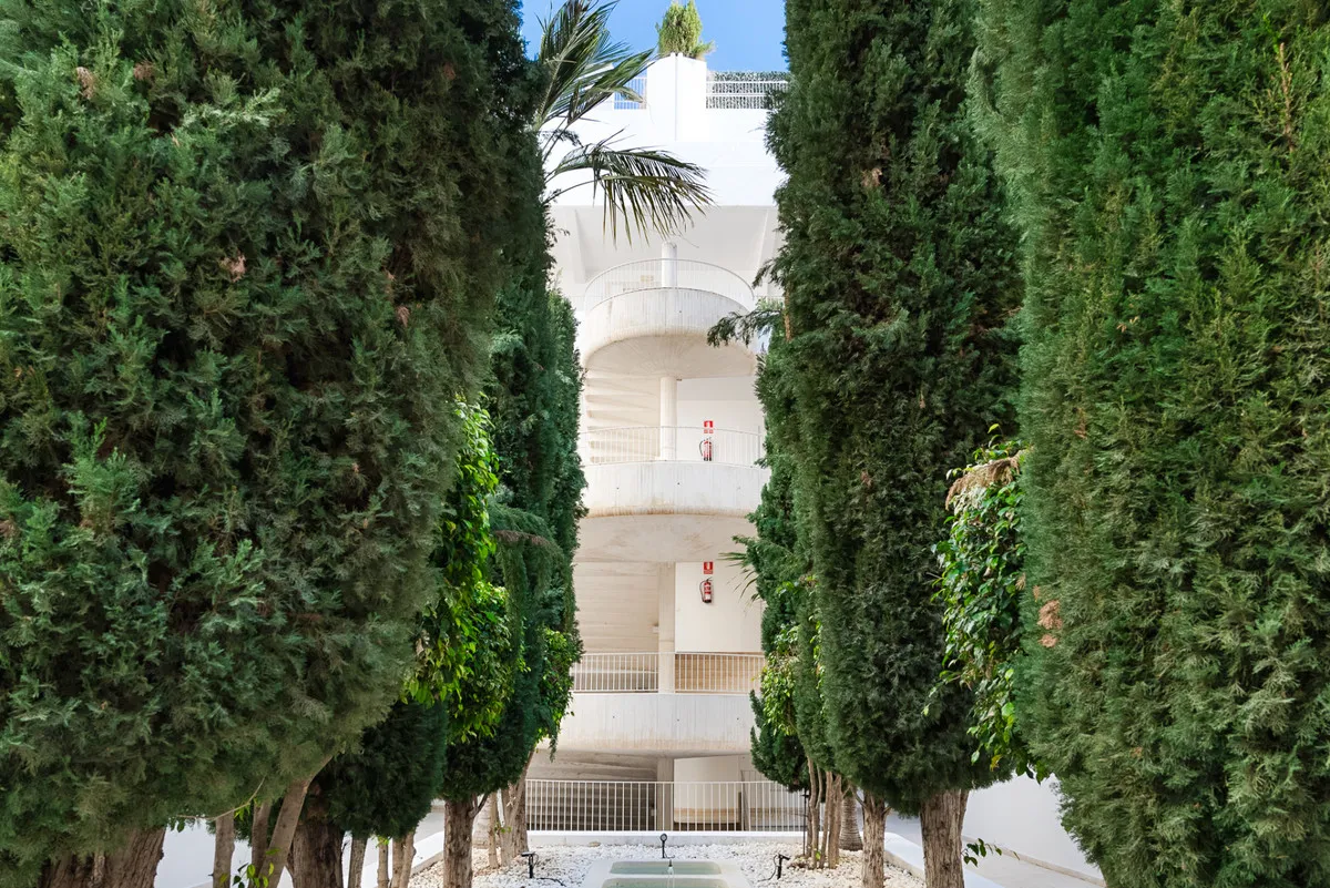 b827e6ea-5230-4044-8955-050f654eb2d3