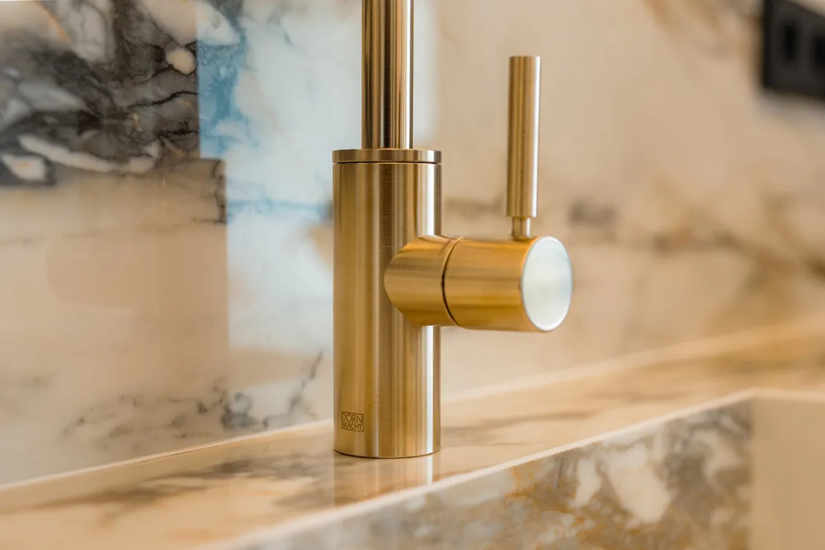 fcb1f87a-e714-4d89-b481-5c6d3a7613d5