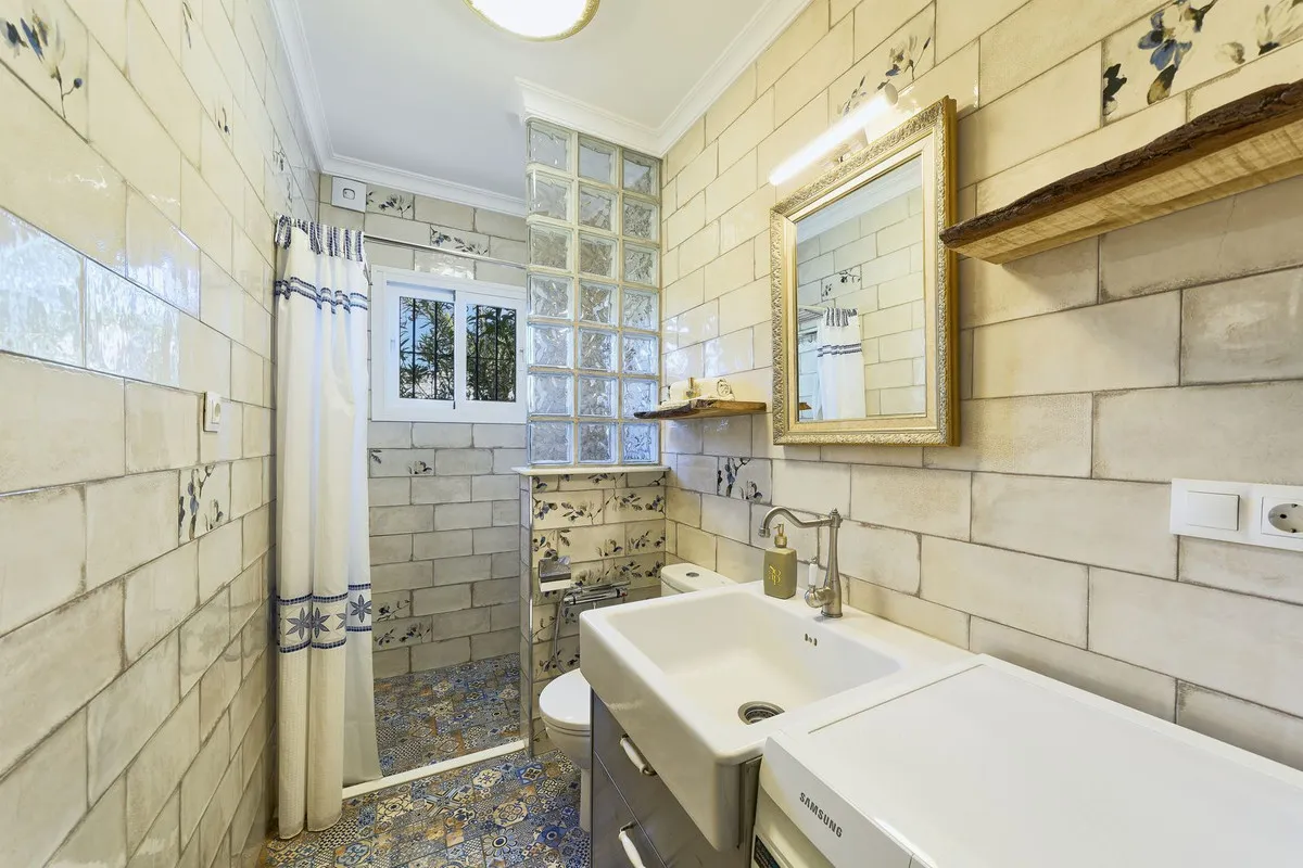 4f9c6437-1e5e-4490-8e88-6c89b1e4e08e