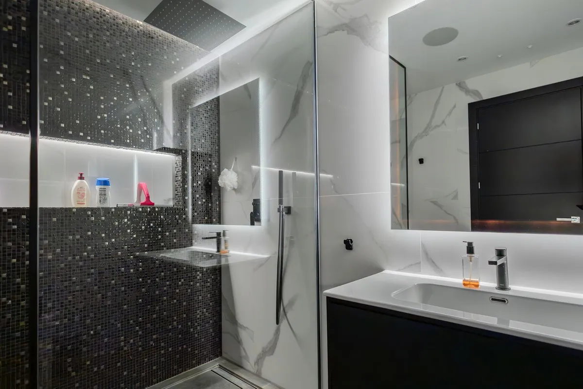 49bcd84c-1bfc-4e26-8670-a8d9cd32fd6b