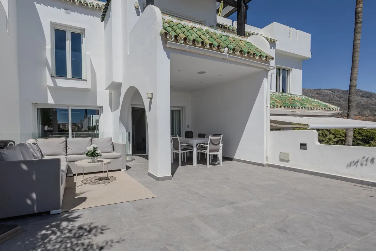 7bae0fdc-a439-4e95-a516-bda3823f6794