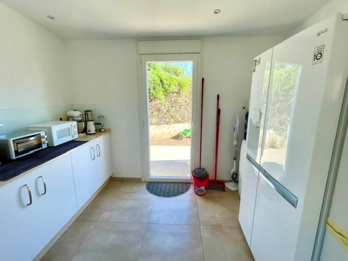 487fa569-05af-441f-9aa6-7bfa5a282c2d