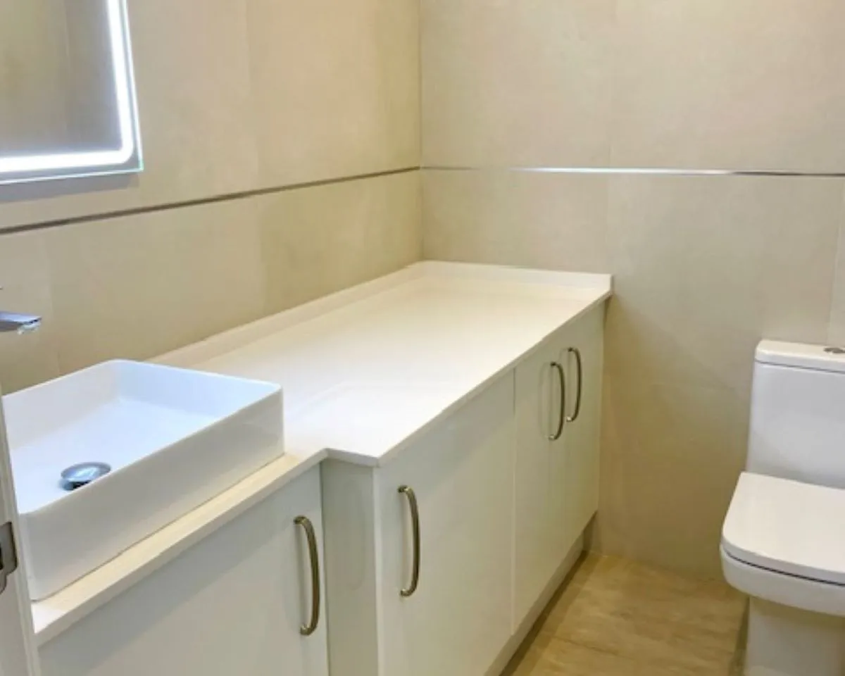 d559fd21-8bf2-43d9-ae24-783a8b22b7cb