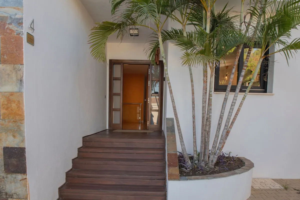 0c32d139-b71e-4a5c-9557-e4ddc36c27cf