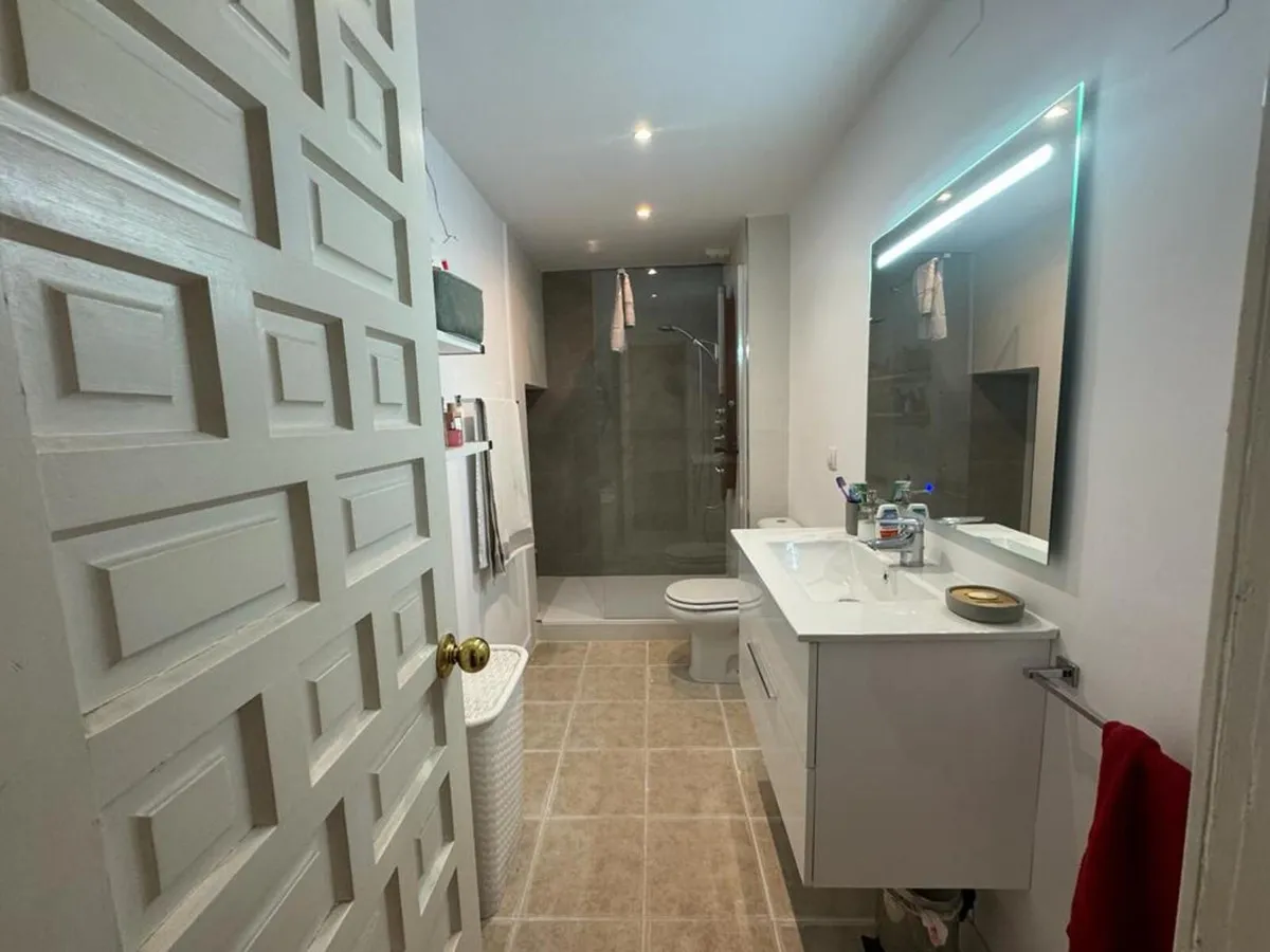 9f9fafb6-7871-43d2-a6d9-4805f0e5f7bb