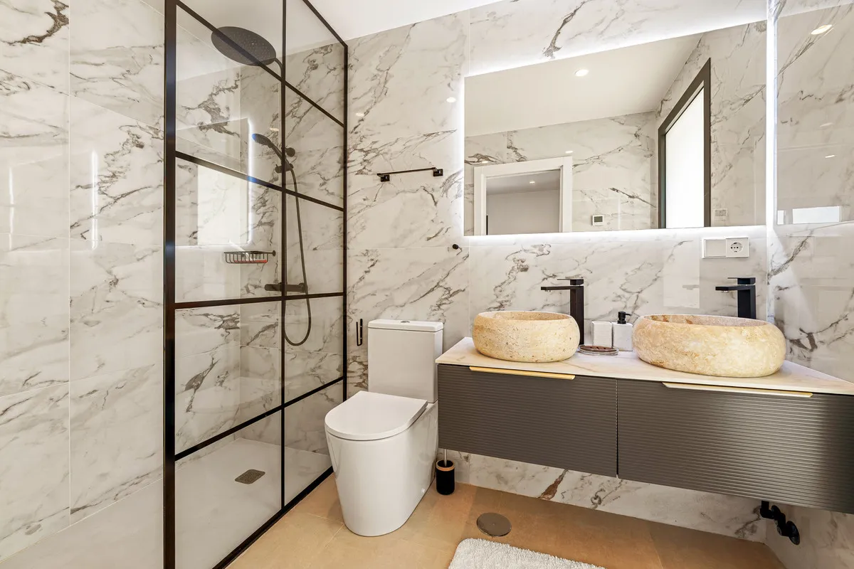 5a7294ef-09e4-4988-ba44-7d5d9fbe5825