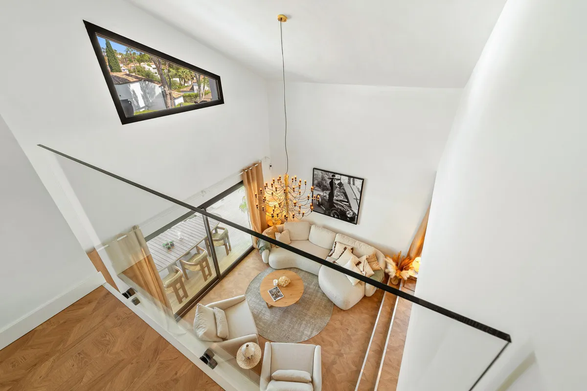 a8e365f6-9797-4d0f-bd97-b722a2d3cc87