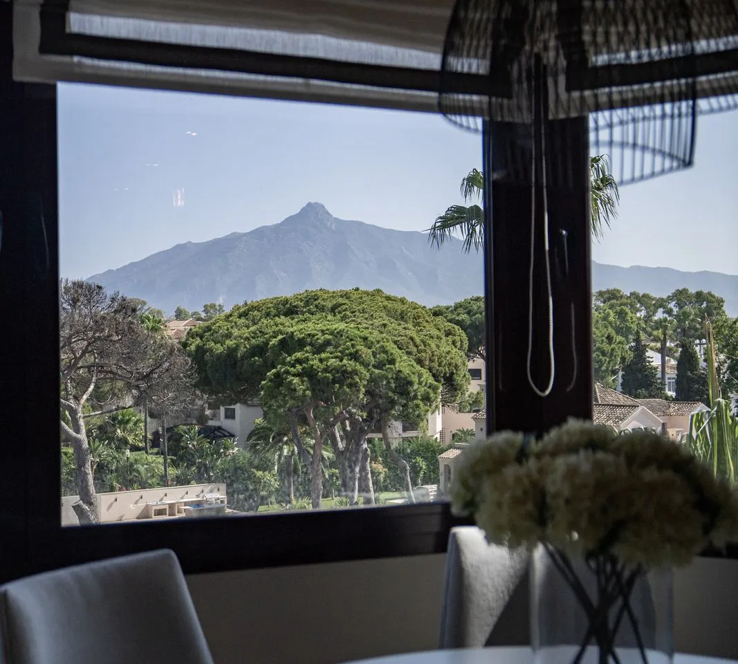 694b9adb-af87-45fc-94b7-c40d0e837aaa