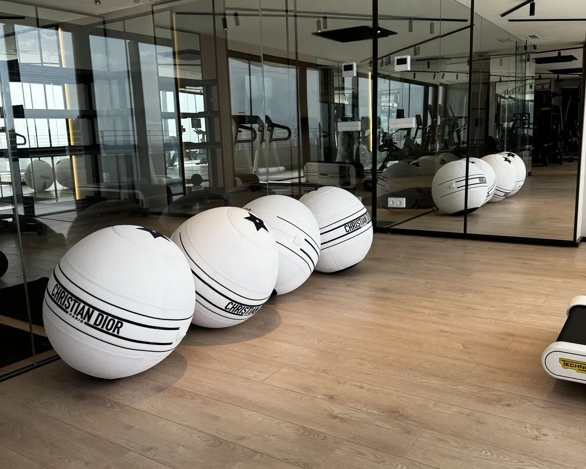 008d554a-ae59-49b4-afda-cf53287181cb