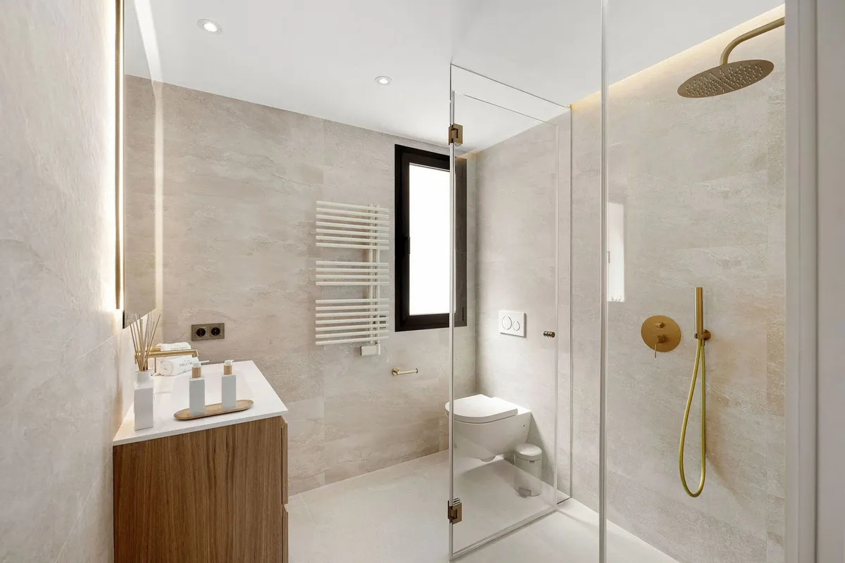 08993703-74e3-4c76-bdc9-78eadc1b09f4