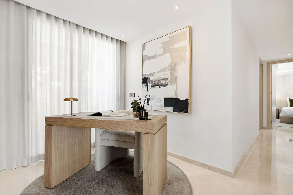 a103bf9e-c7d3-4615-ab8e-bc43c0e27b57