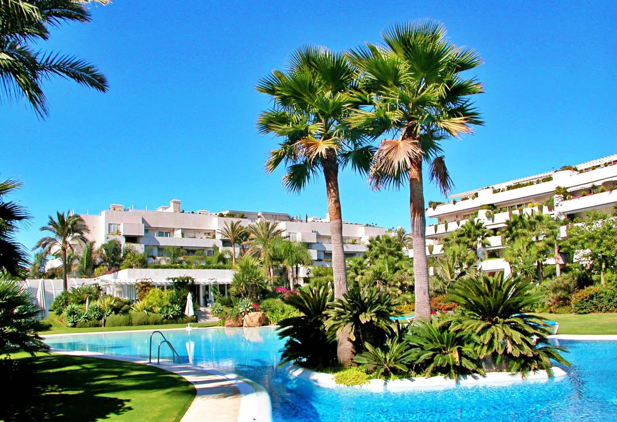 33c765f9-8574-4a4c-9e7d-27482e434abd