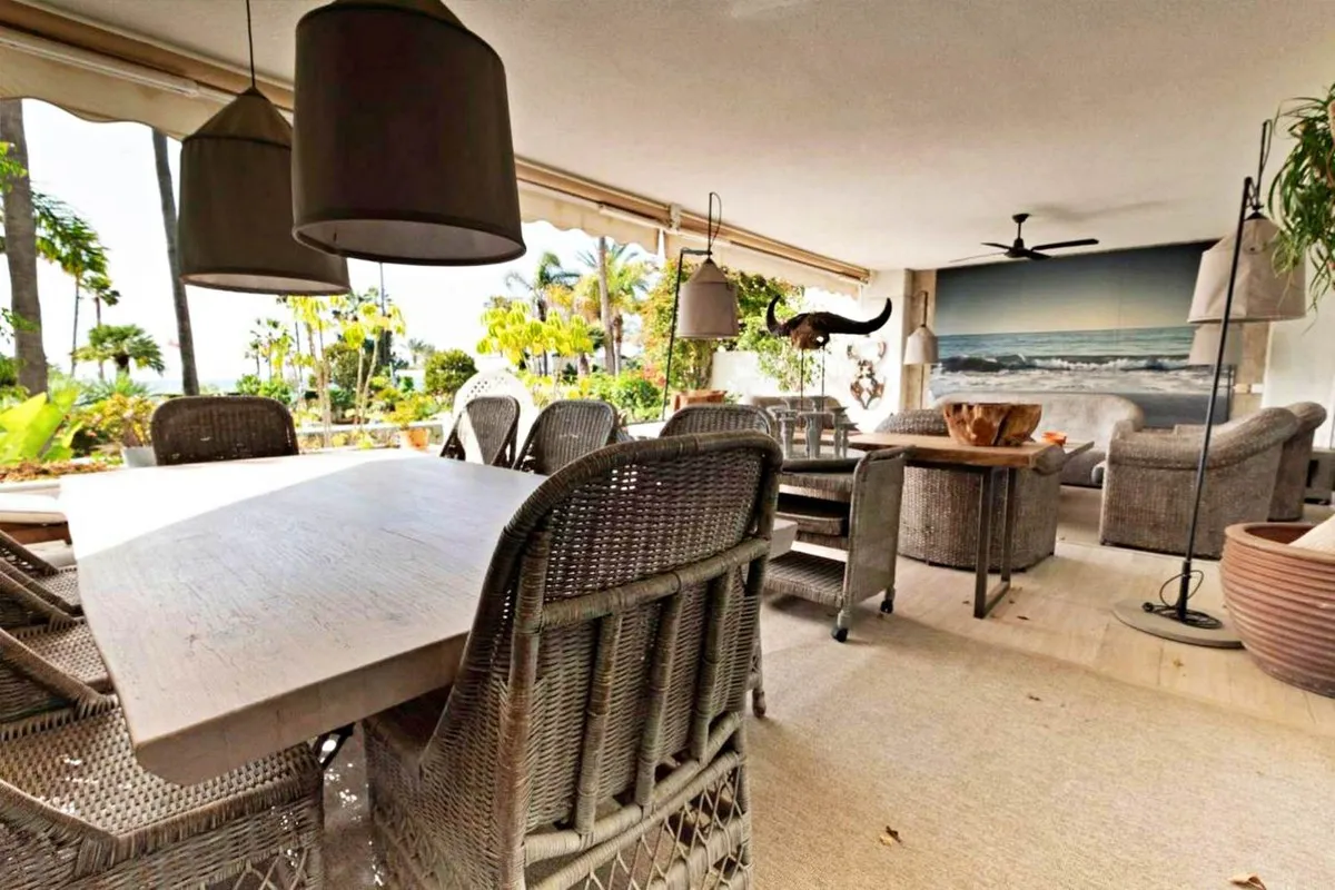 59a556bc-4bd1-48a4-8db4-10ffd9825d7f