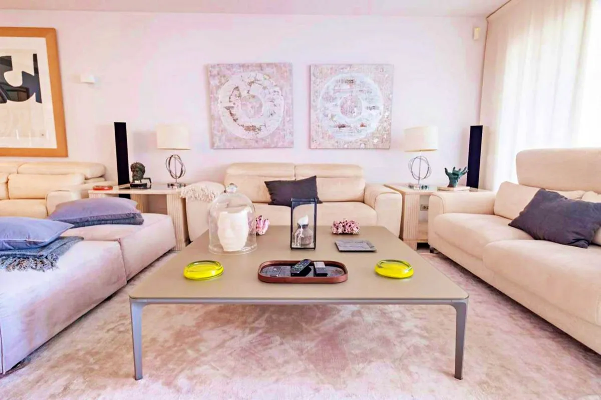 c8defc07-35b5-47c5-9692-97eb9e82f8ec