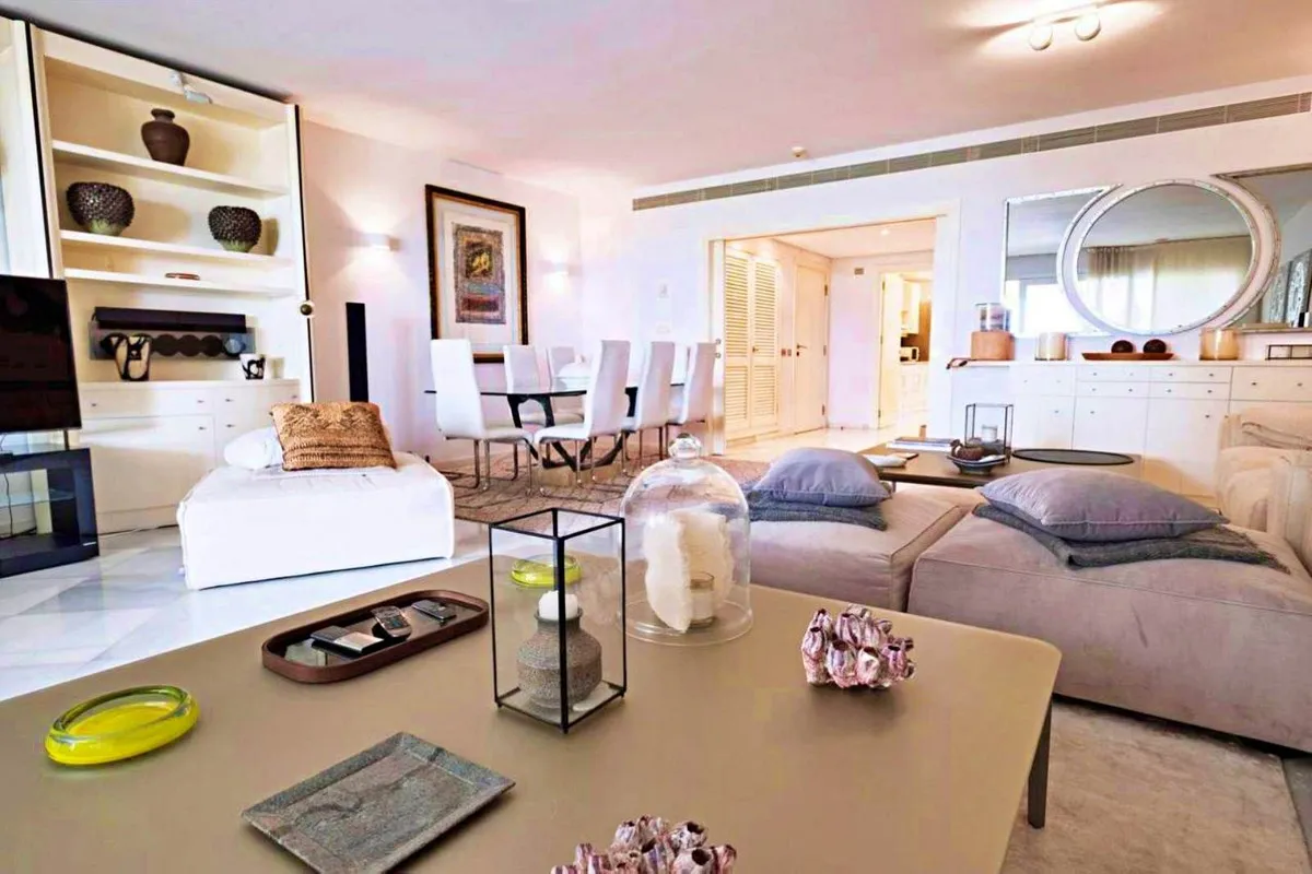 e173ce72-f11e-4918-b805-d3ed05d4fa36