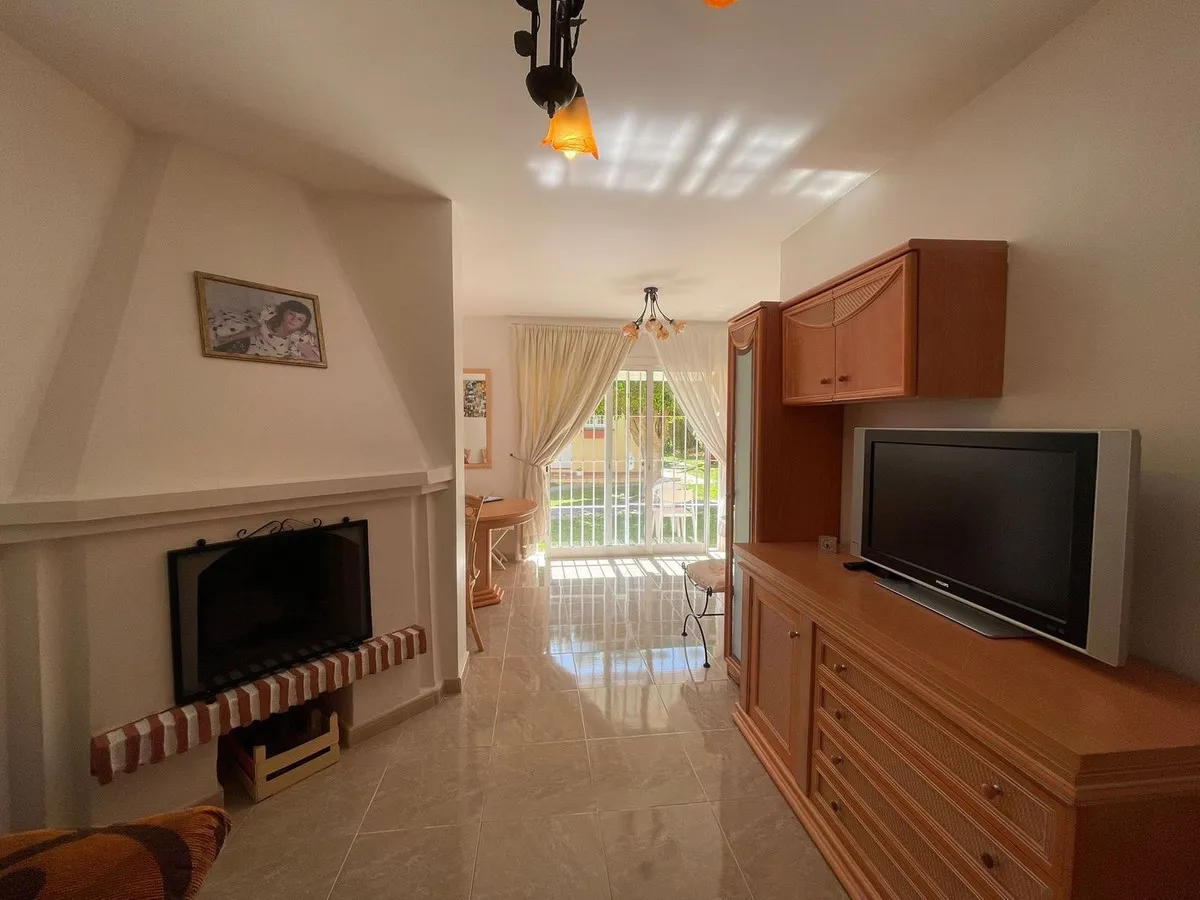 ac7926cf-c78b-415f-abbd-71a2ed9ed992