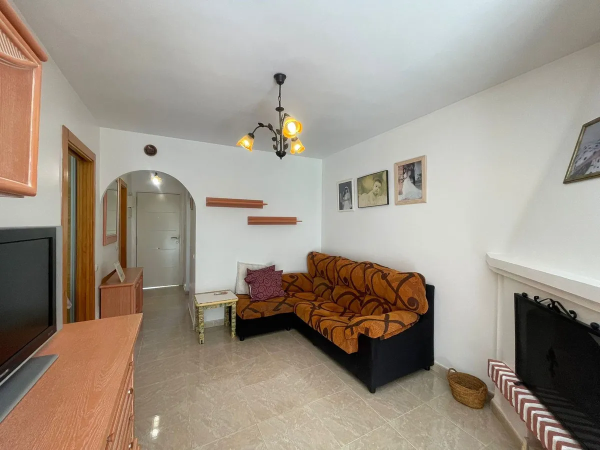 e4055b7d-ff04-4d4d-a258-1609b9be3ce9