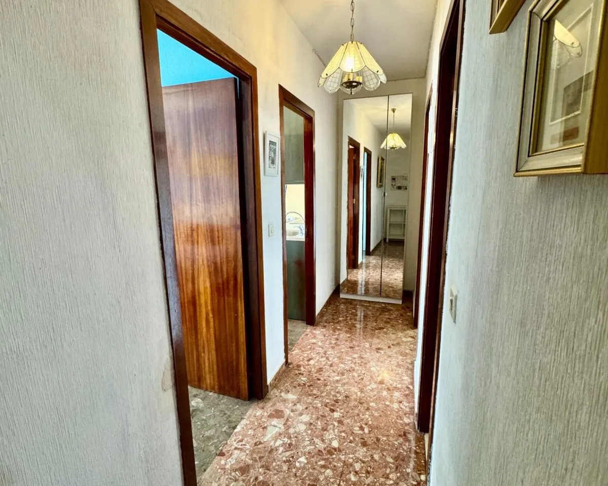 ee02a655-51da-41cd-95f1-81450f6ffd4d