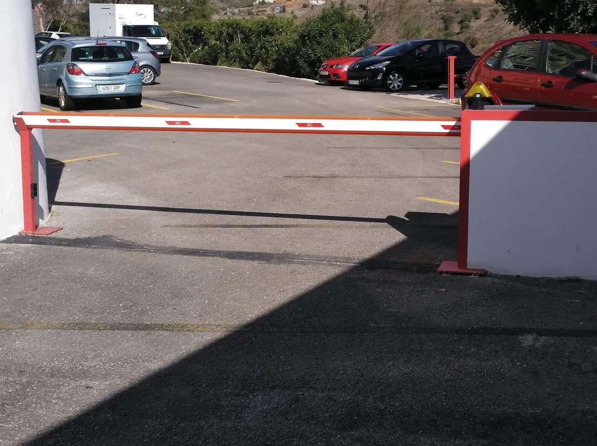 f5c0cb2f-d2d7-462b-82d8-e7bfe01d2df8