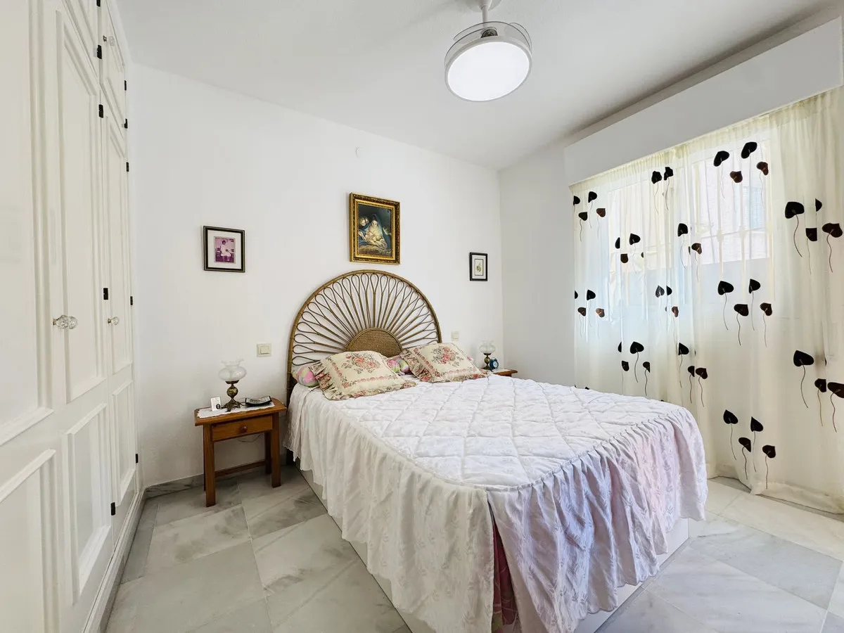 5e37ca2c-a834-4cef-bf7c-016ab8150ed5