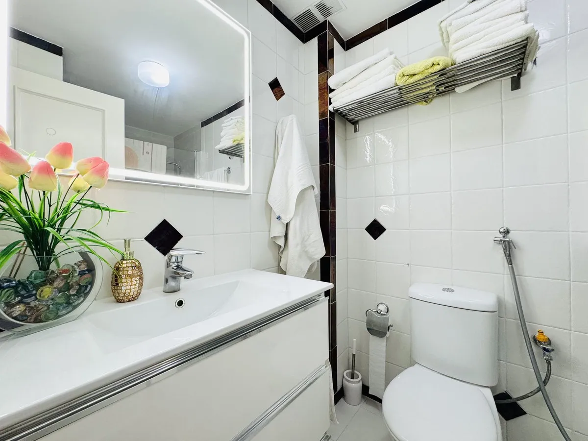 746cf2f6-e909-4bf0-8349-a8a5235c109f