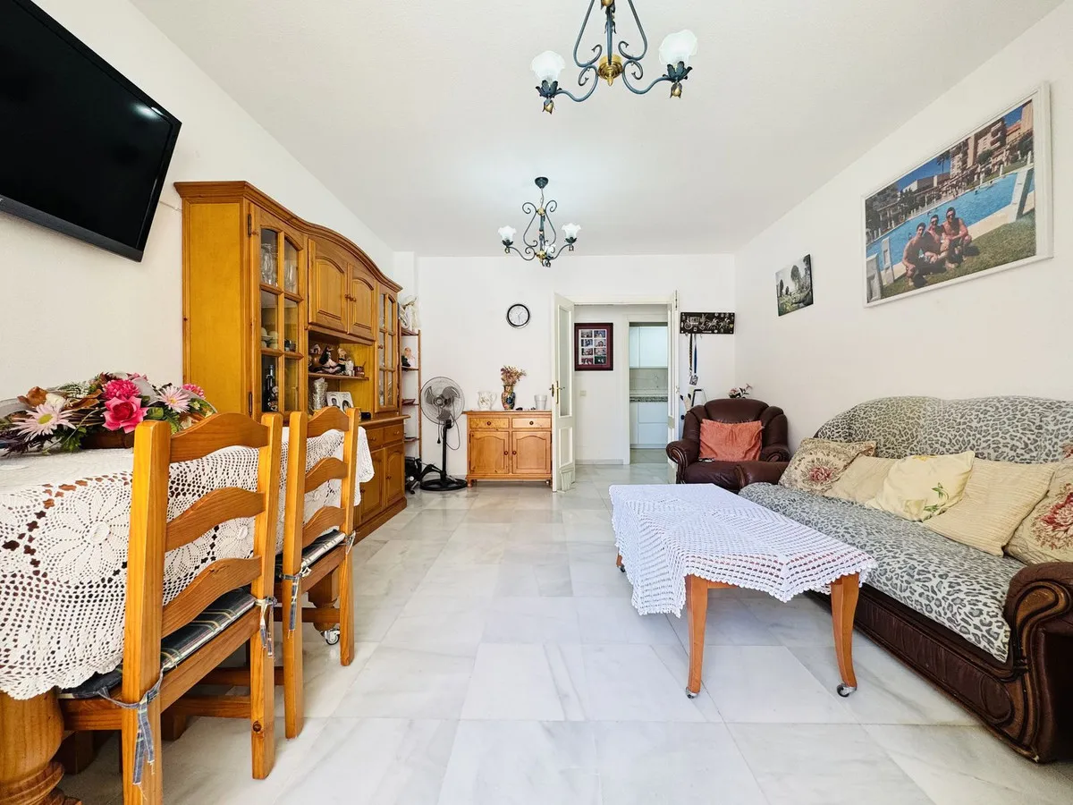 e195adcb-73af-4955-a1ac-9b21b3319843