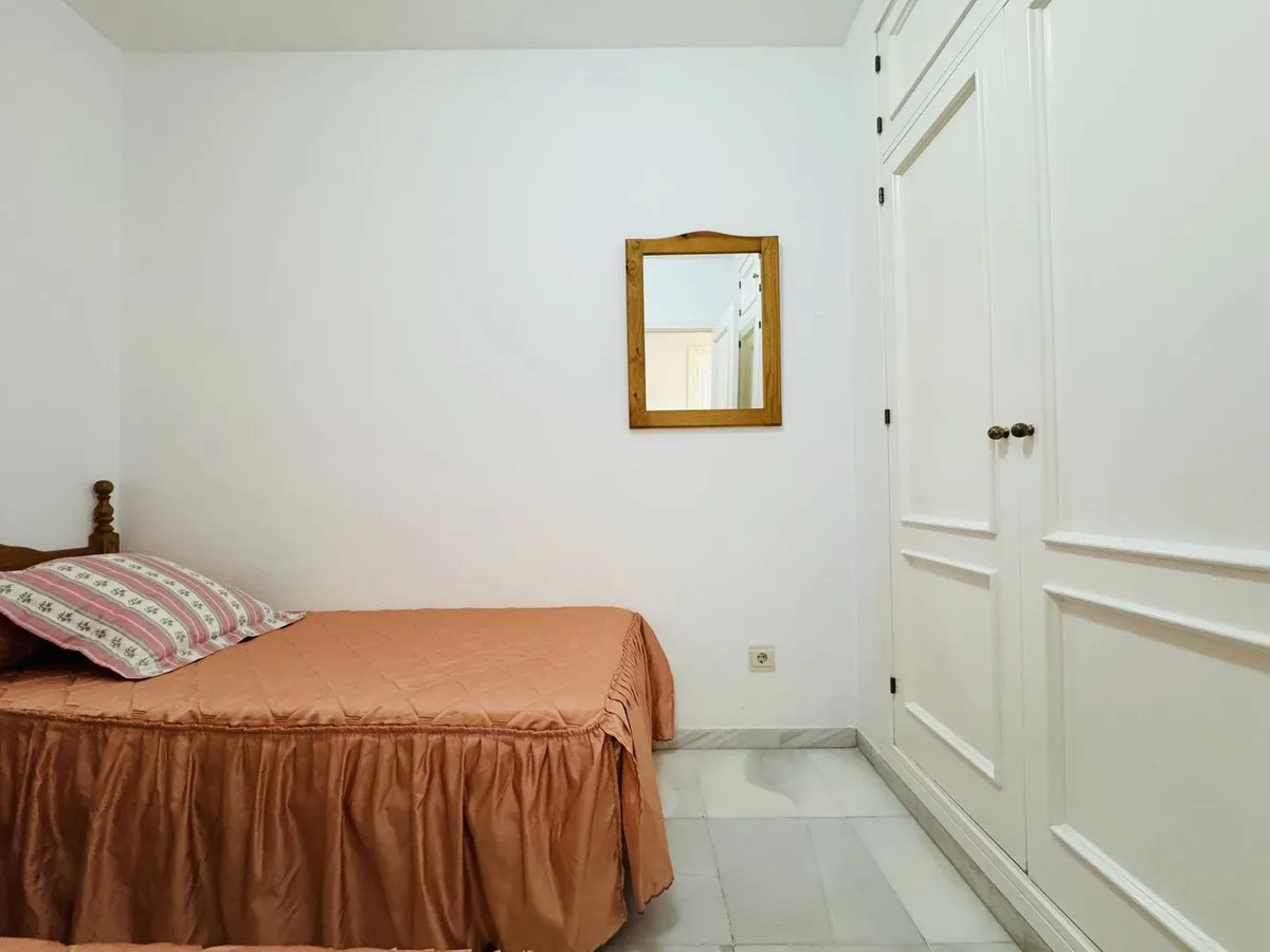 ff919119-dfb2-4868-9c0f-a17776530b43