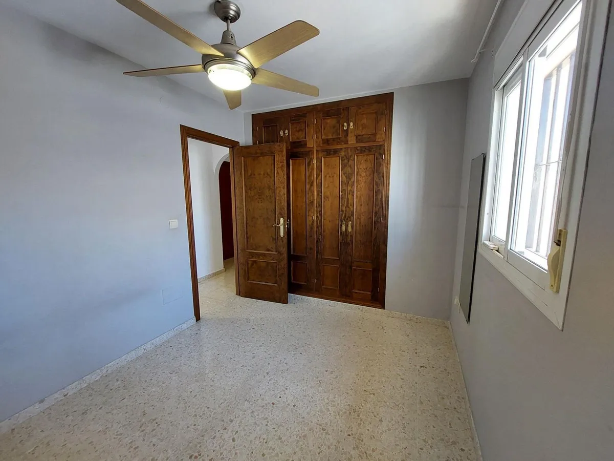 4229eef6-734e-4fe2-b9aa-a76bb626b001