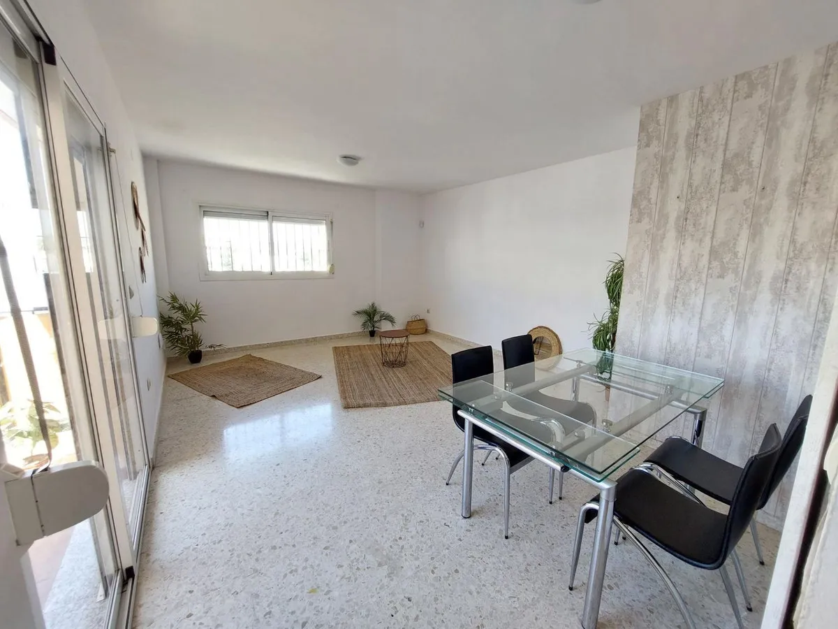 b1efcf16-29f1-43d6-8f33-18fdc6419d82