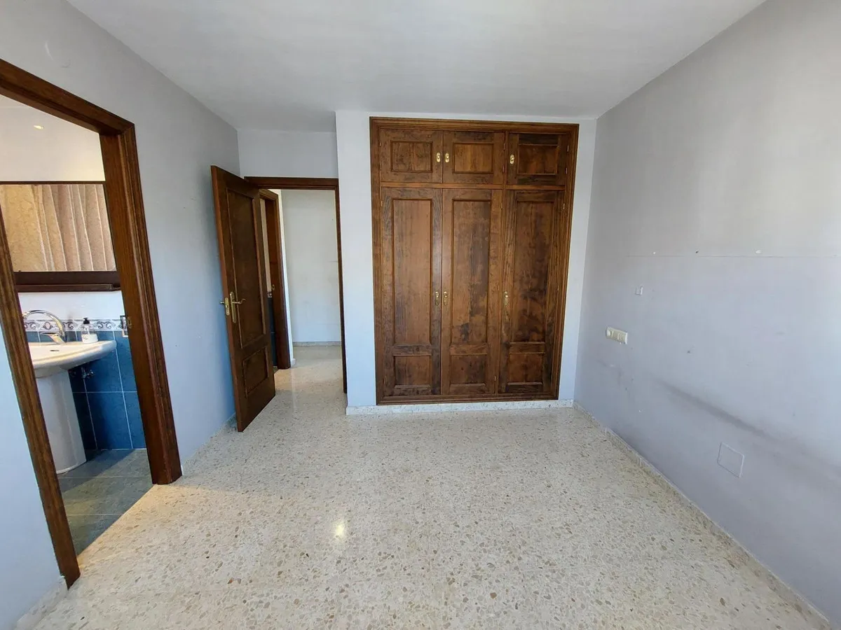 fe232bc8-88ed-4012-8294-1ba14e126a11