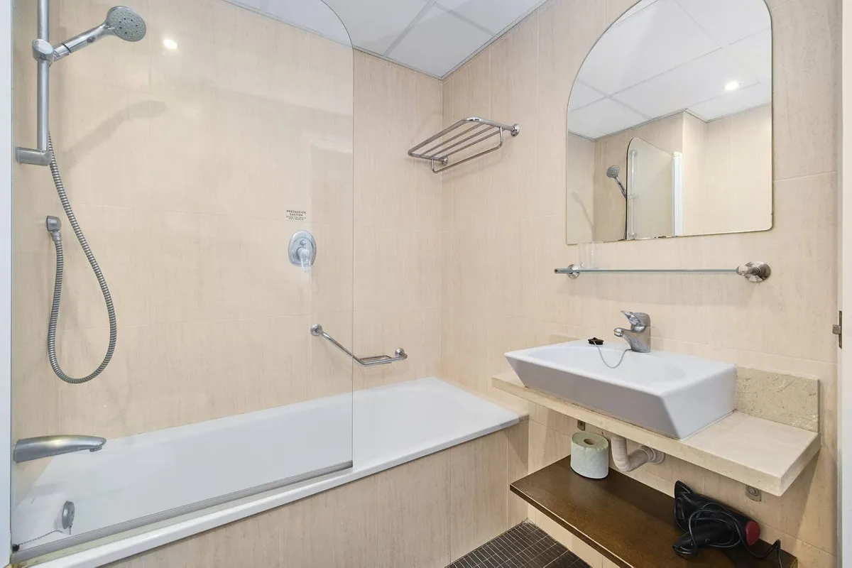 0cf72d37-3027-4460-81eb-0314ab2aa938