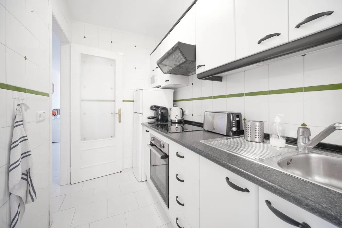 c5041398-b8e5-4cbe-937f-0d3ebe3df3df