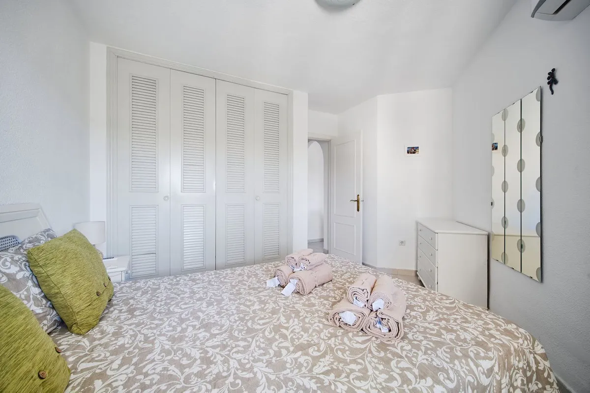 e29b1268-4bf2-4011-b182-07ed7d0ac8f0