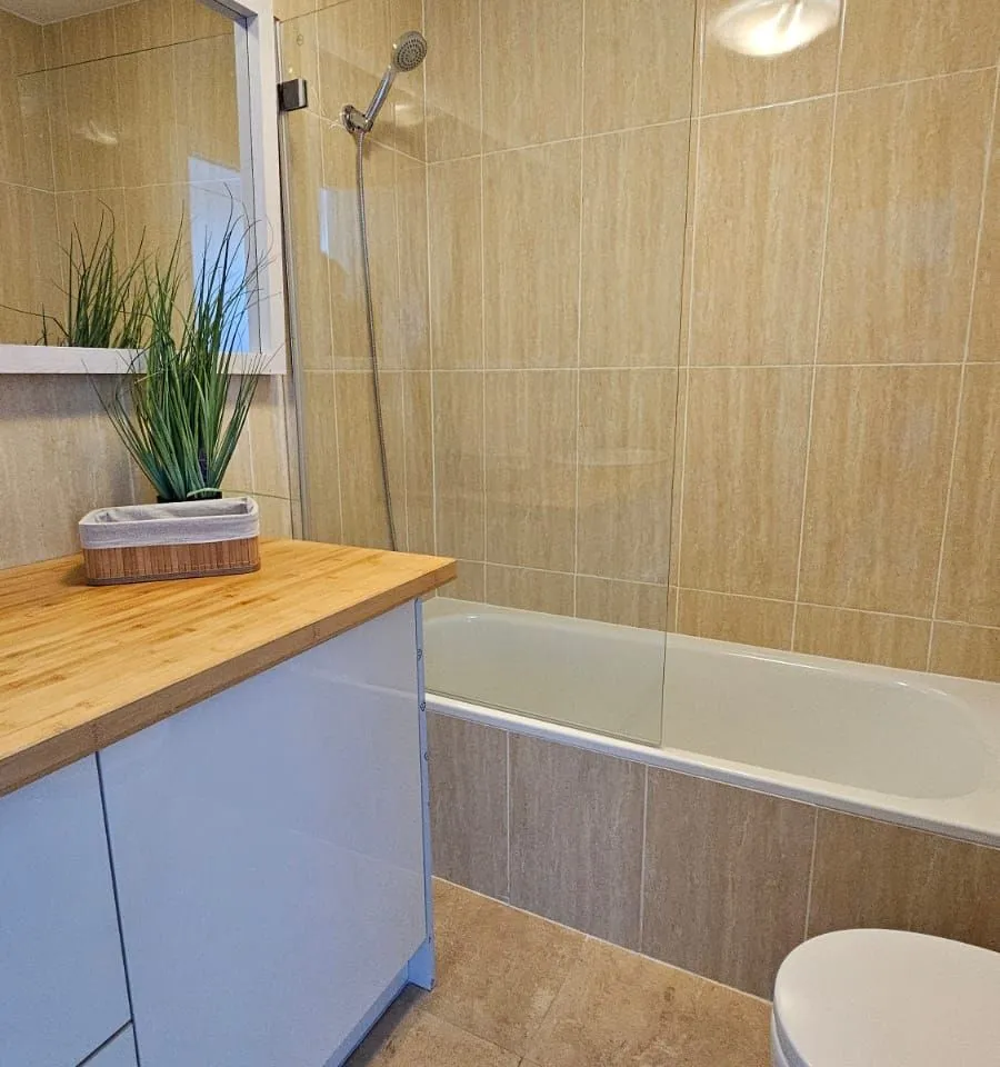 7ca2f22b-a51c-4ada-a170-34a2774ea323