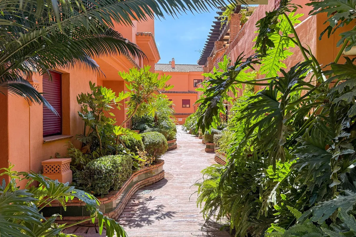 3f52d80d-0817-441f-956e-8dfc54d7ce7c