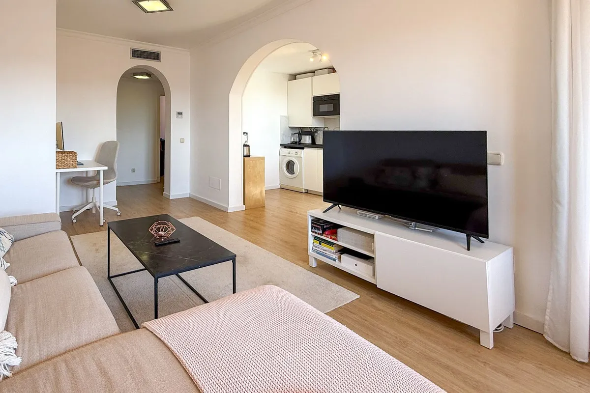 9cace086-57bf-4408-962a-cdb70a5fc339